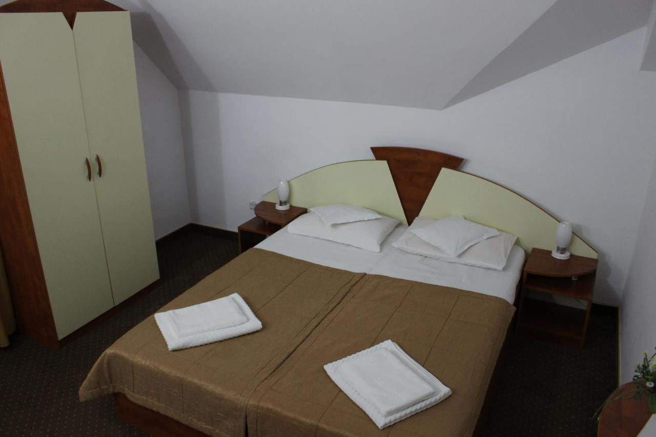 Pensiunea Colina Poiana Brasov Luaran gambar